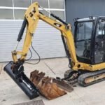 Caterpillar CAT 302.2D (2013) – Minibagger 2,1T – 2 468 h – 3 Löffel