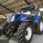 Ackerschlepper NEW HOLLAND T7-210AC