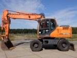 Mobilbagger Doosan DX170W 2009 – 17,7 t – 5253 h – Gebraucht