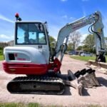Takeuchi TB230 (2018) – Minibagger 2,8T – 2916h – vollständig überholt