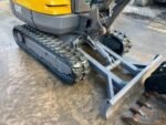Minibagger gebraucht Volvo EC27C (2015) – 3095h – Klimatisierte Kabine – Bild 6