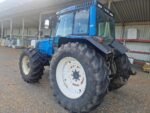 Ackerschlepper Allradantrieb mit Frontlader – 2000 – 101 PS – Bild 3